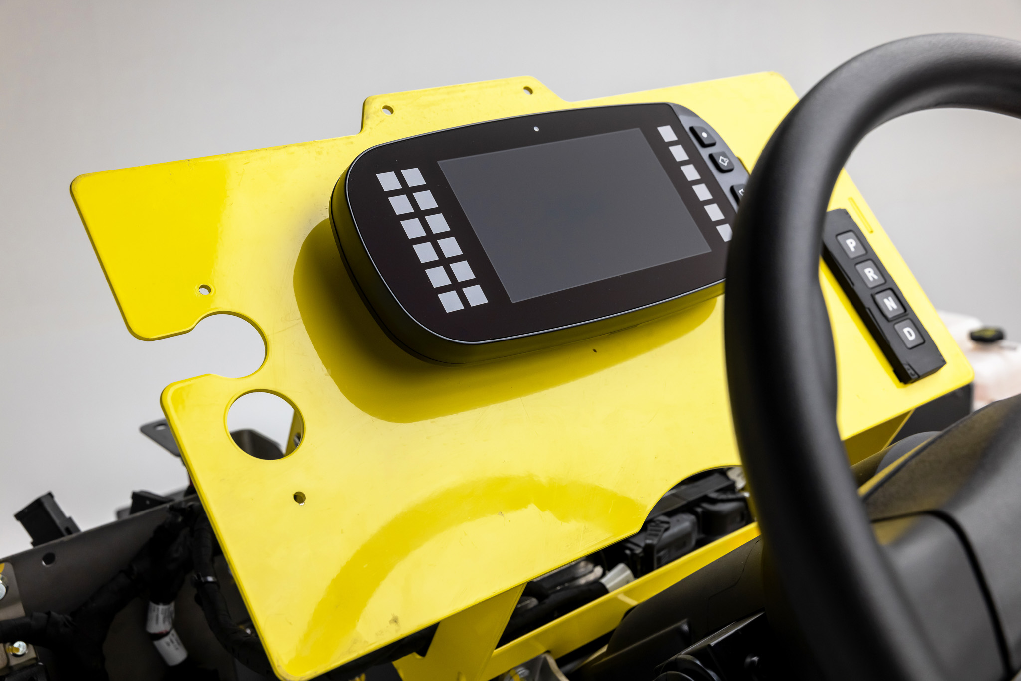 Harbinger Electric Chassis, dash electronics